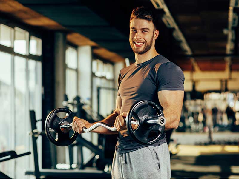 6 tips para realizar adecuadamente un entrenamiento con pesas